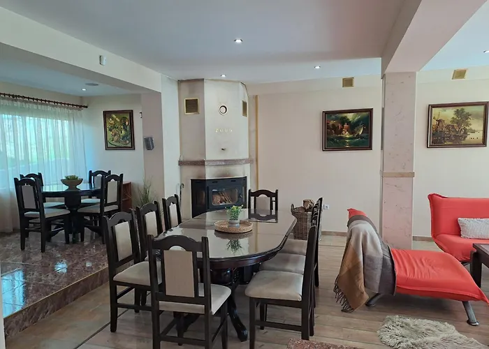 луксозна къща лешниците с.младежко Villa Mladezhko