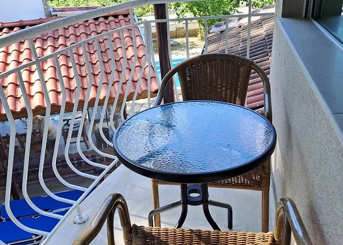 луксозна къща лешниците с.младежко Villa *