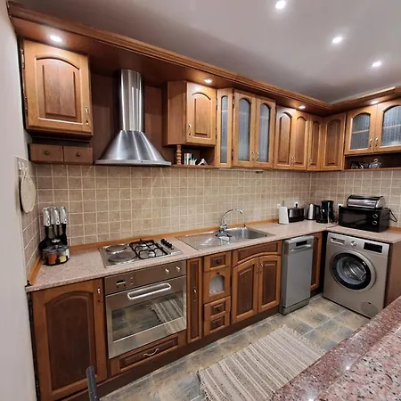 Villa луксозна къща лешниците с.младежко Mladezhko