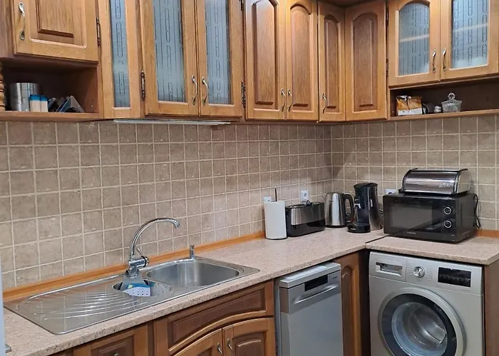 луксозна къща лешниците с.младежко Villa *