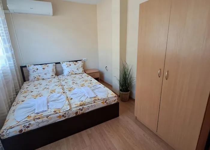 Villa луксозна къща лешниците с.младежко *