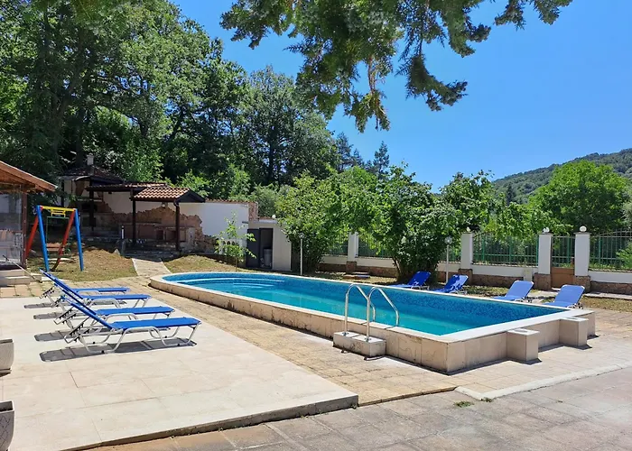 луксозна къща лешниците с.младежко Villa Mladezsko